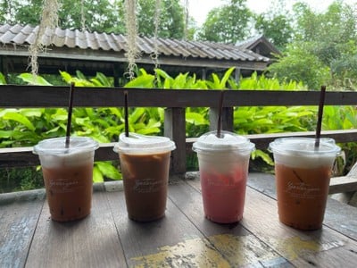 เมนูของร้าน YESTERYEAR