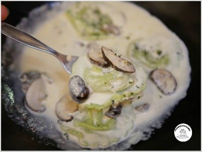 ราวิโอลี่ผักโขม