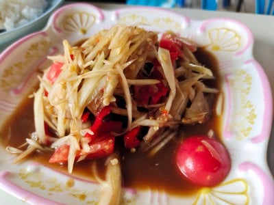 จานละ 40.- บาท