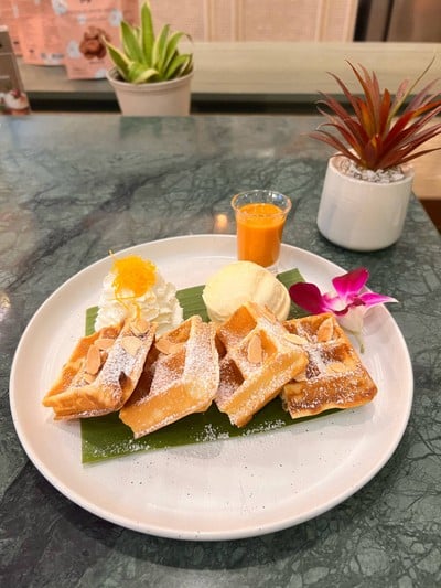 Thai tea waffle