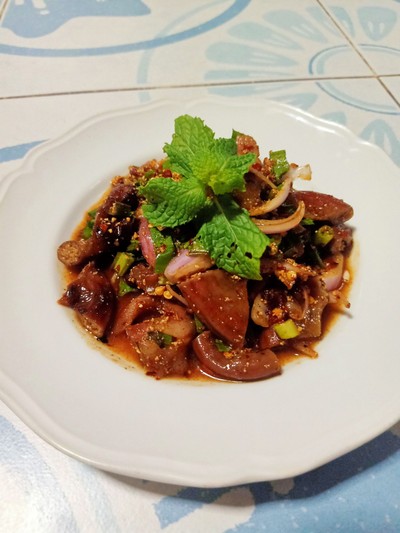 อาหาร หรือ เครื่องดื่ม