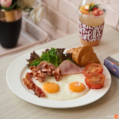 Cafe au lait (ศุภาลัย ราชเทวี) ถนนเพชรบุรี