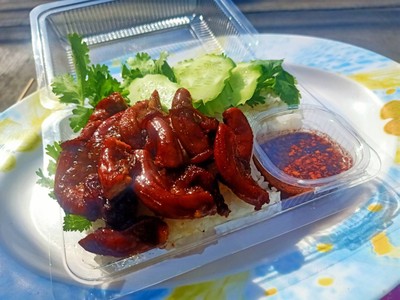 อาหาร หรือ เครื่องดื่ม