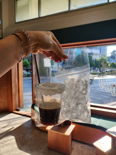 อาหาร หรือ เครื่องดื่ม