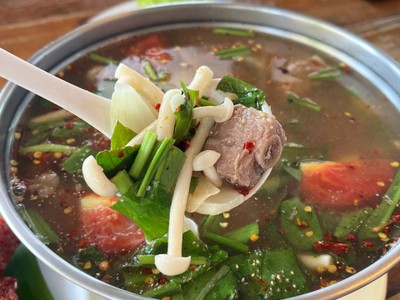 ต้มแซ่บกระดูกอ่อน