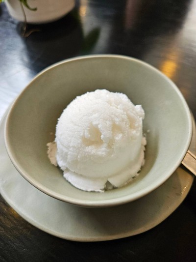 ไอศกรีมมะพร้าว