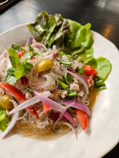 ยำวุ้นเส้น