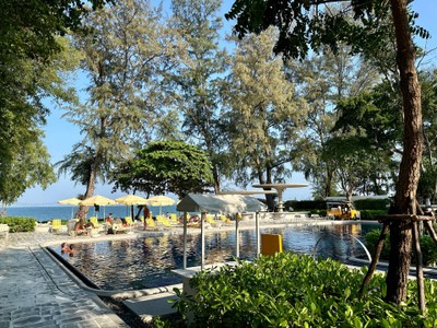 สระว่ายน้ำ/ชายหาด