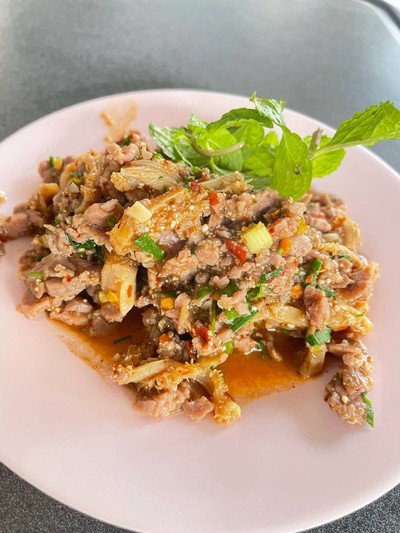 ลาบเนื้อ