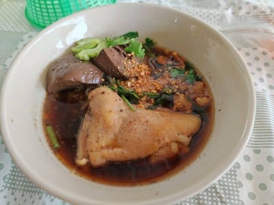 เมนูของร้าน เจ๊หมวยก๋วยเตี๋ยวไก่มะระ เมืองทองธานี