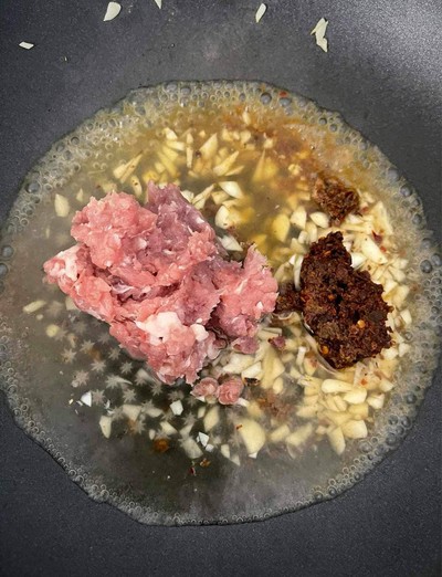 วิธีทำ ถั่วหวานผัดพริกแกงน้ำเงี้ยว