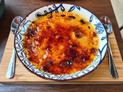 แครมบรูเล่ข้าวเหนียวดำ