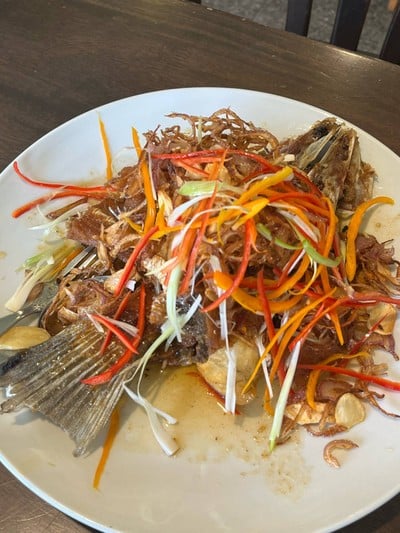 ปลากระพงซอสมะขาม