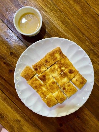 โรตีไข่ชีส