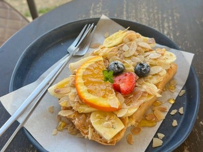 เมนูของร้าน Elely Cafe' Mae Ping Bistro