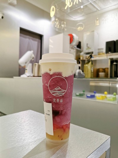 ชาองุ่นปั่นสด ปอกมือ เจ้าแรกของคนไทย Grape handmade tea smoothie 多肉葡萄