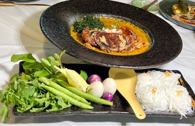 แกงคั่วปูนิ่มใบชะพลู