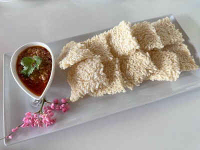 ข้าวตังเสวย