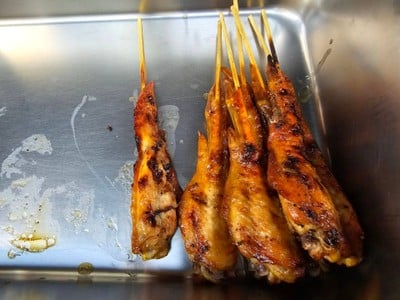 เมนูของร้าน หมูปิ้งมหานคร ศาลาแดง