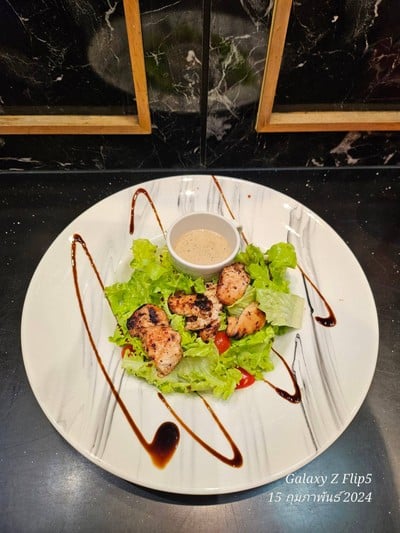 อาหาร หรือ เครื่องดื่ม