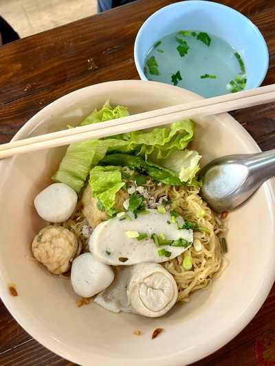 บะหมี่แห้ง