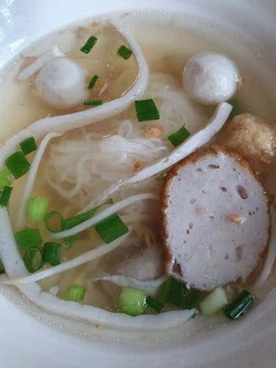 อาหาร หรือ เครื่องดื่ม