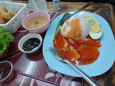 อาหาร หรือ เครื่องดื่ม