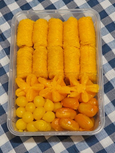 ขนมทองรวม 4 อย่าง