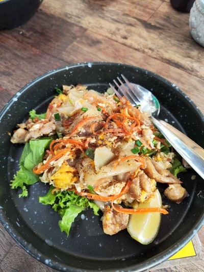 อาหาร หรือ เครื่องดื่ม