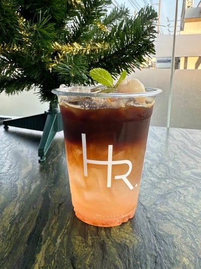 เมนูของร้าน Her Room Specialty Coffee สุขุมวิท 107 แบริ่ง 26