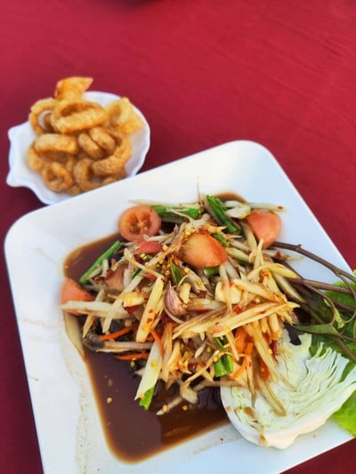 เมนูของร้าน สวนอาหารลุงนวย