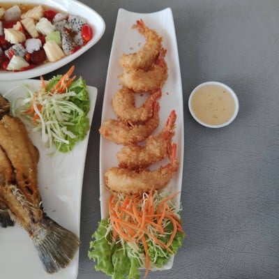 กุ้งชุบแป้งทอด