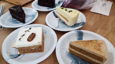 อาหาร หรือ เครื่องดื่ม