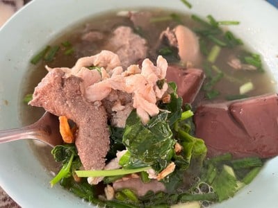 ต้มเลือดหมู