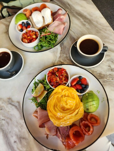 อาหาร หรือ เครื่องดื่ม