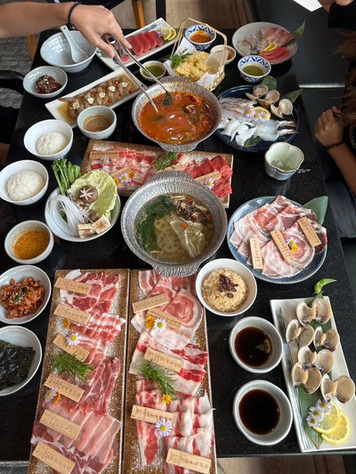 อาหาร หรือ เครื่องดื่ม