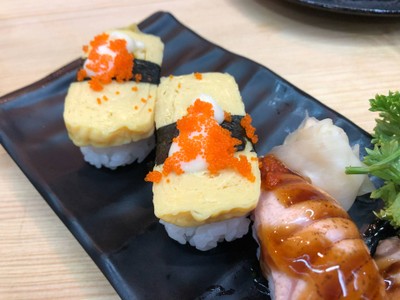 ข้าวปั้นหน้าไข่หวาน