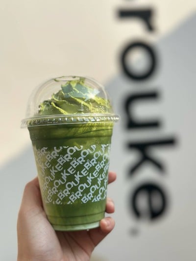 Brouke Cafe จอมเทียน