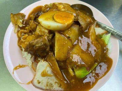ข้าวหมูแดง หมูกรอบกล่อง