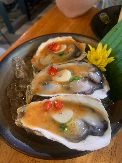 หอยนางรมน้ำยำ