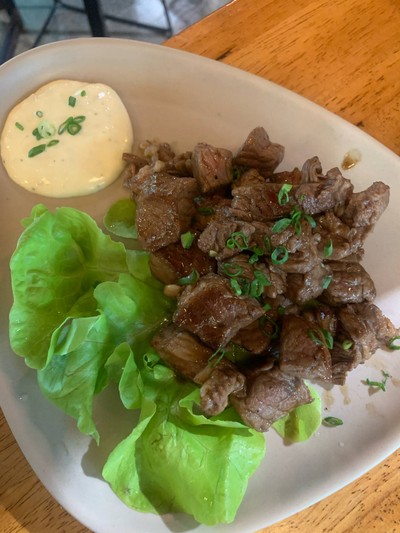 เนื้อหั่นเต๋า