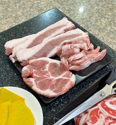 หมูสามชั้น
