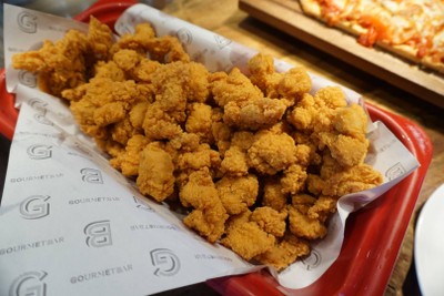 อาหาร หรือ เครื่องดื่ม