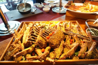 อาหาร หรือ เครื่องดื่ม