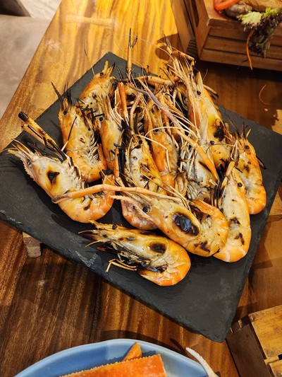 อาหาร หรือ เครื่องดื่ม