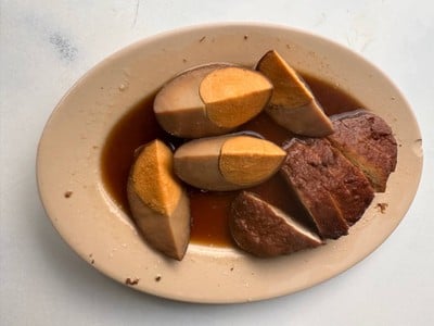 ไข่-เต้าหู้พะโล้