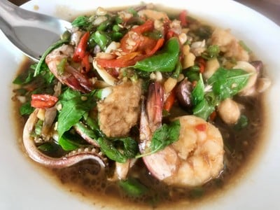 เมนูของร้าน ครัวปลาทู (ทิดอ้วน) บางแสน