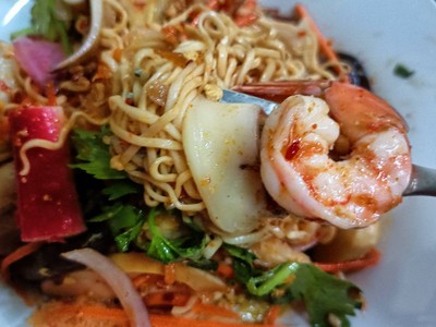 ยำมาม่ารวมมิตร