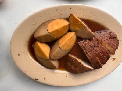 ไข่-เต้าหู้พะโล้