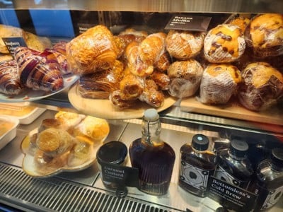 เมนูของร้าน บอททอมเลส สุขุมวิท 33 (Sukhumvit 33)